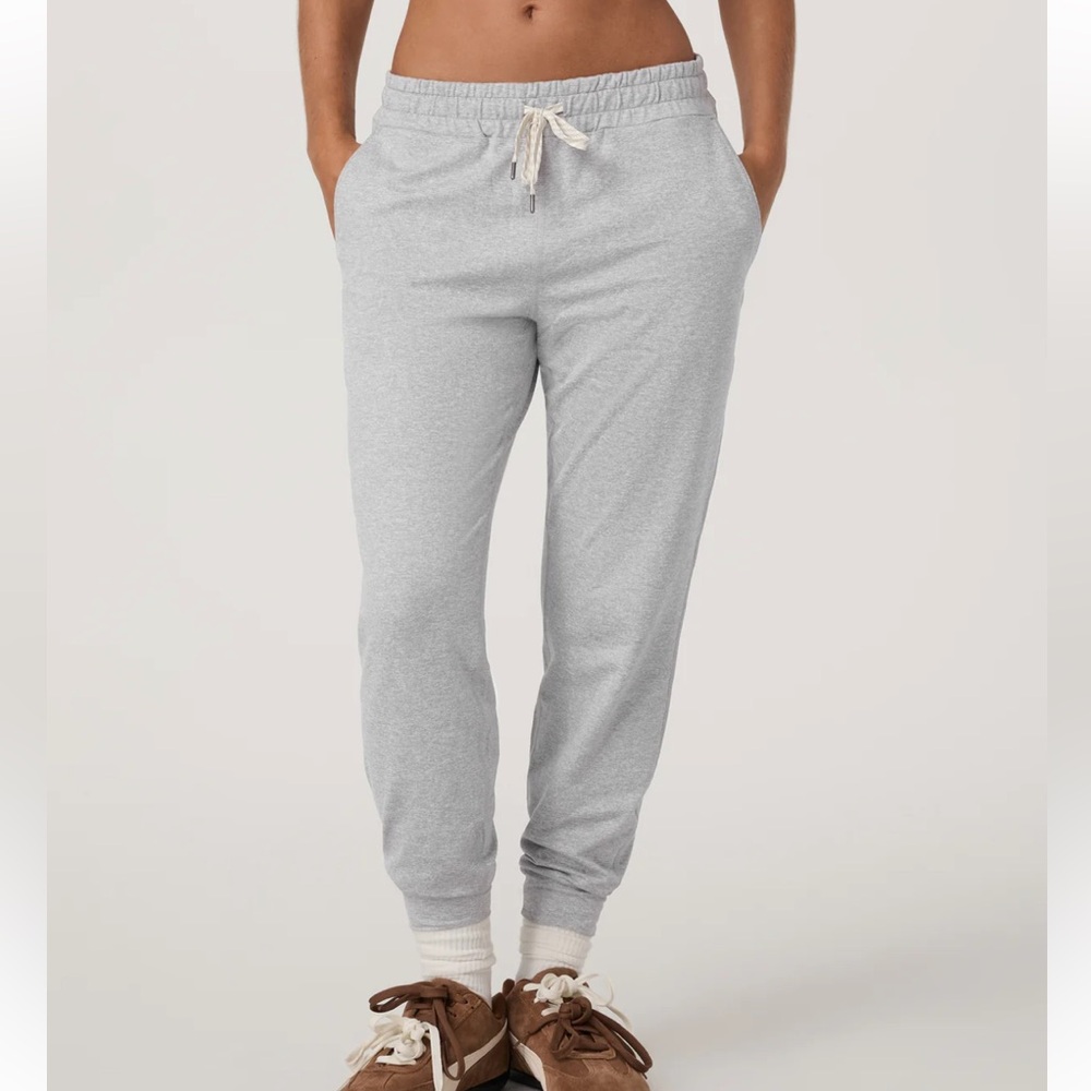 Vuori Performance Jogger Size Large